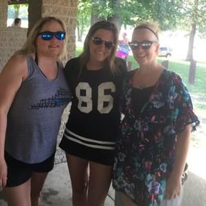 Meet your Posher, Tara